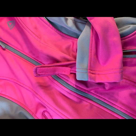 Reebok Pink/Gray Hooded Jacket Winter Wear - Picture 6 of 8